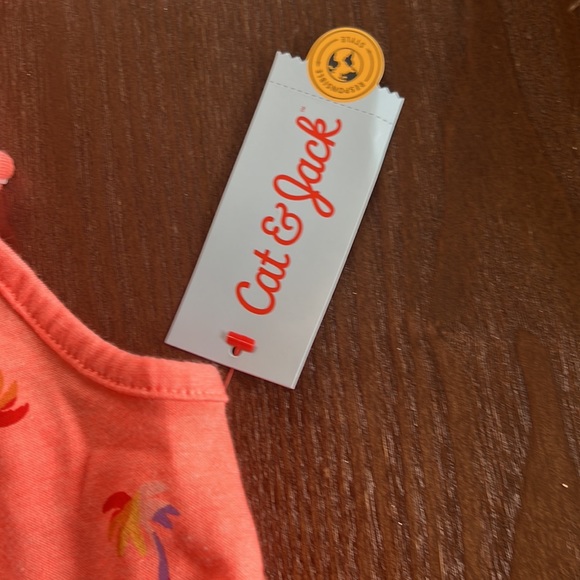 Girls Cat and Jack Shorts Romper - Picture 2 of 4